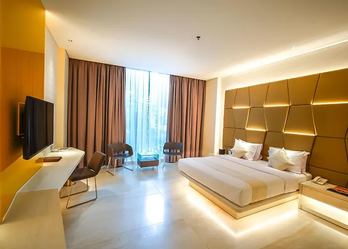 Fm7 Resort Hotel - Jakarta Airport